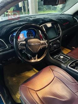 کرایسلەر 300